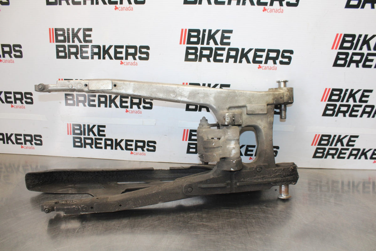 84 HONDA INTERCEPTOR 1000 VF1000F REAR SWINGARM BACK SUSPENSION SWING ARM BB878