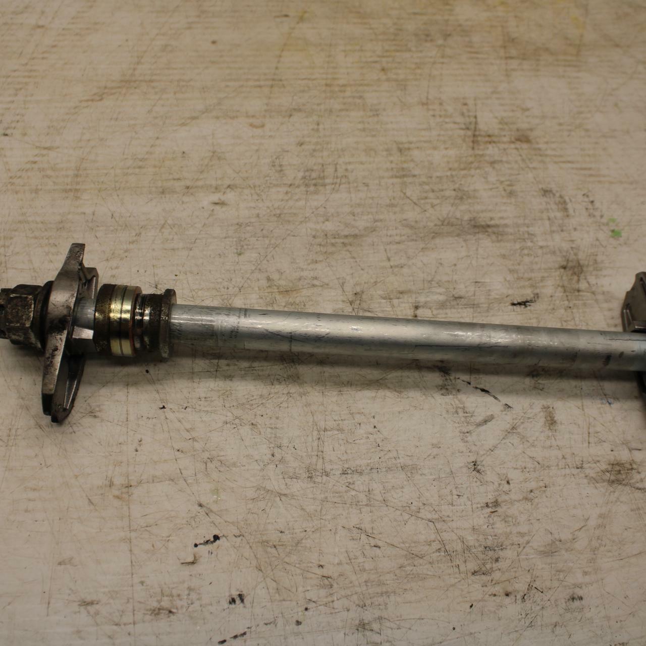 11-12 KAWASAKI NINJA 400 EX400 C REAR AXLE BACK WHEEL RIM PIVOT BOLT AXEL BB358