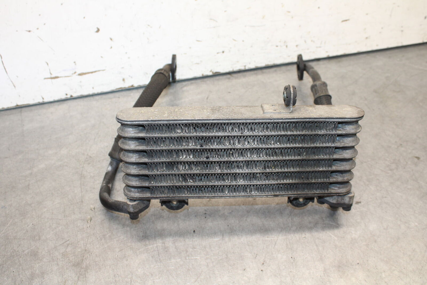 05-06 SUZUKI GSXR1000 ENGINE MOTOR OIL COOLER  16600-40F10 BB677