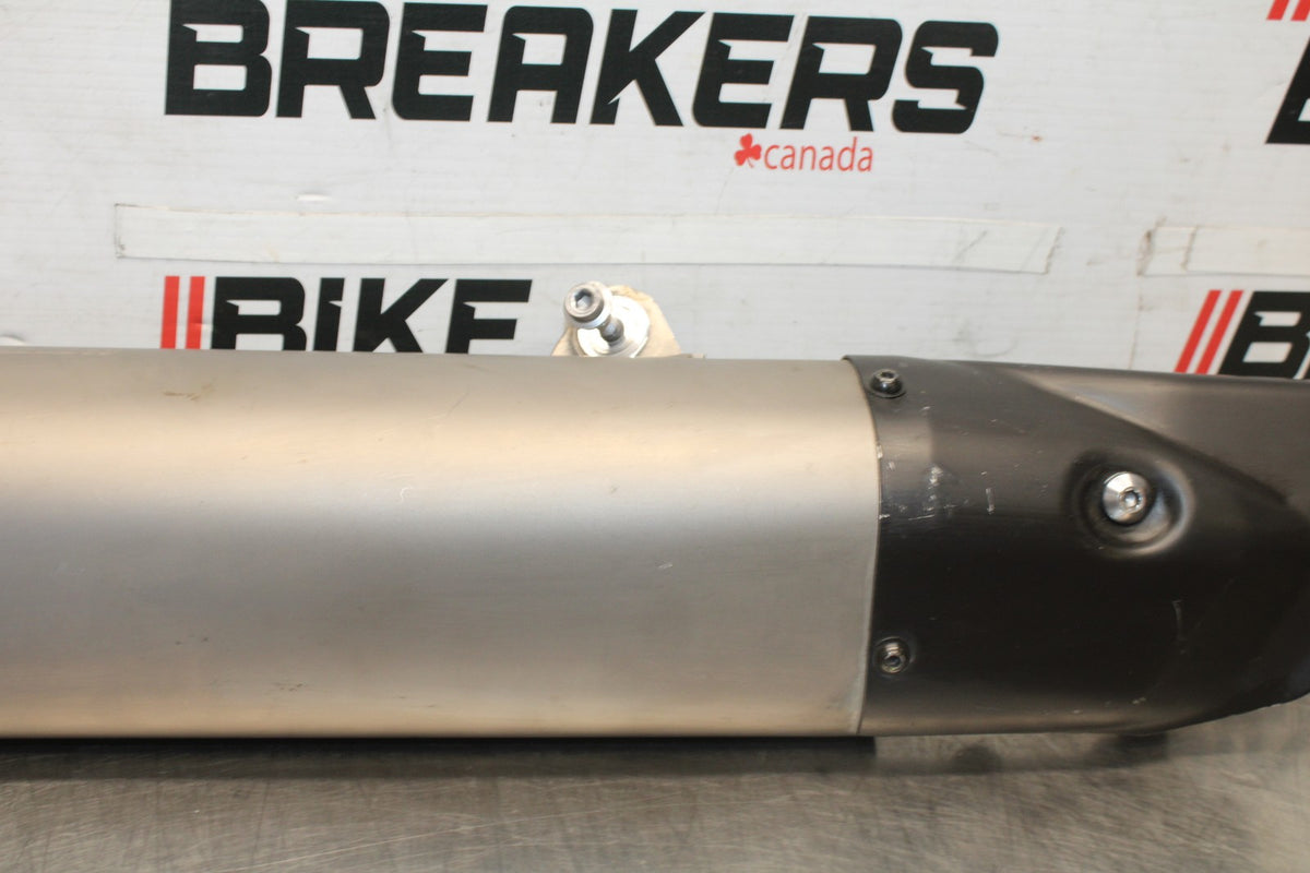 08-16 YAMAHA YZF R6 TITANIUM EXHAUST PIPE MUFFLER SLIP ON CAN SILENCER BB929