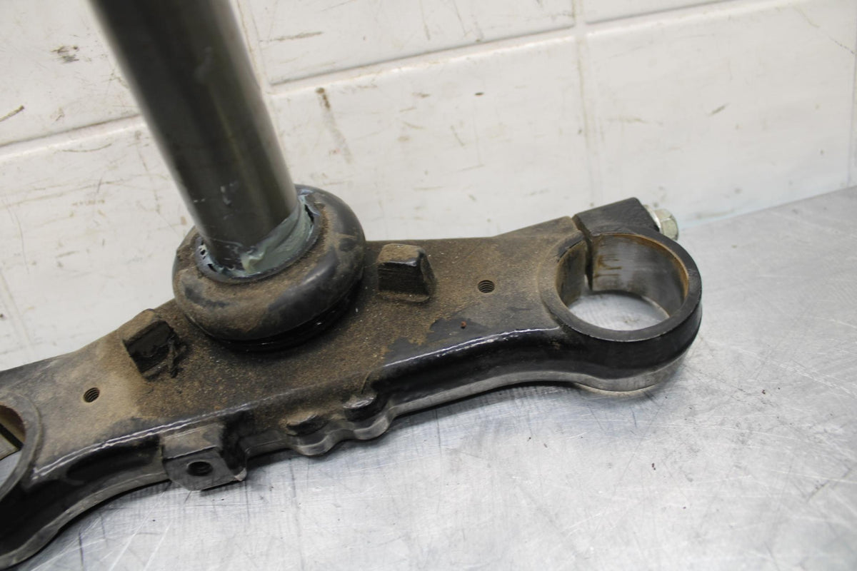17-23 SUZUKI GSXR 250 GSX250RL8 FRONT FORKS CLAMP LOWER TRIPLE TREE STEM BB490