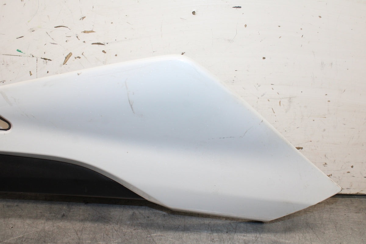 15-16 HONDA CB300F RIGHT REAR BACK TAIL FAIRING COWL SHROUD BB740