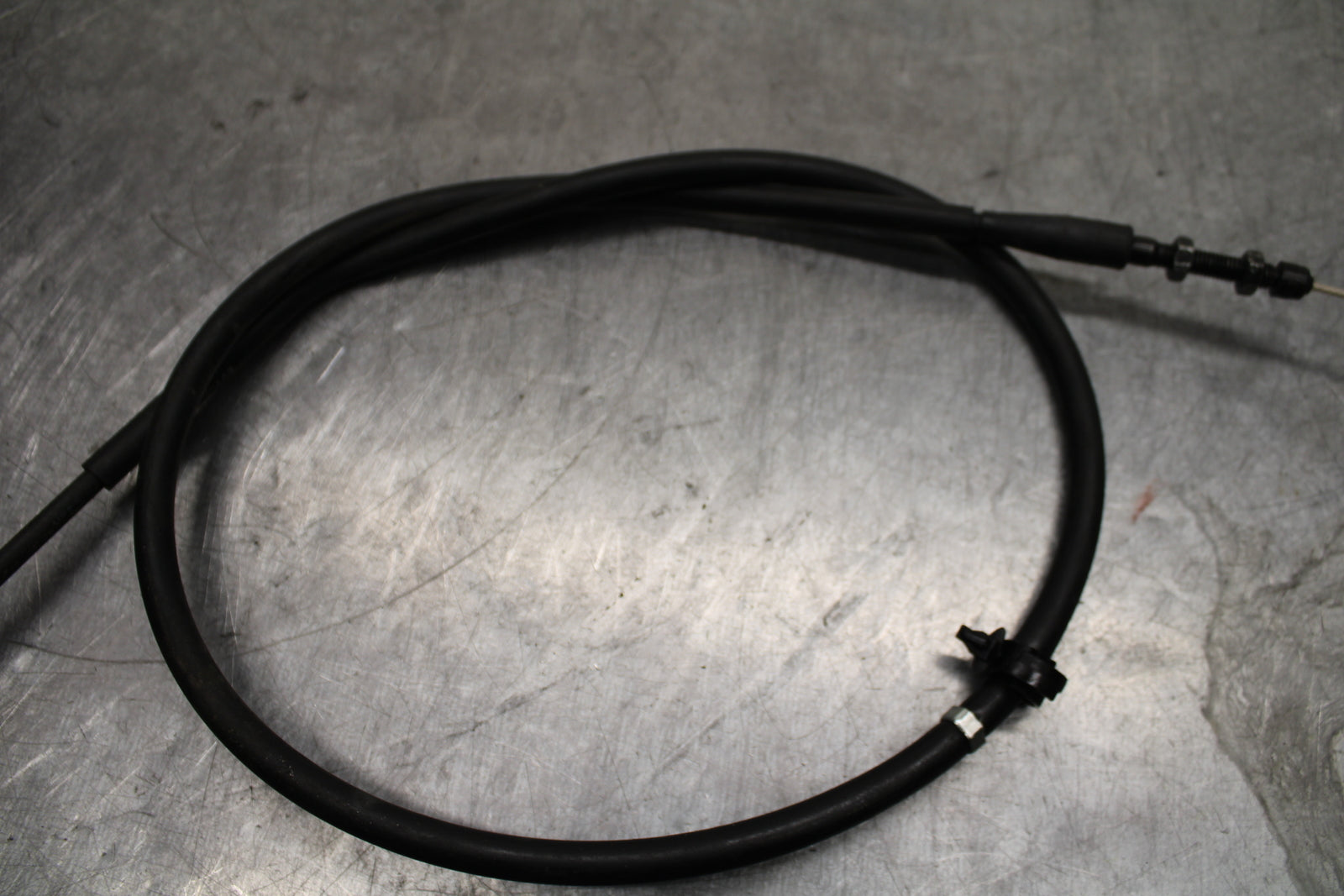 04-05 YAMAHA YZF R1 CLUTCH CABLE LINE BB131