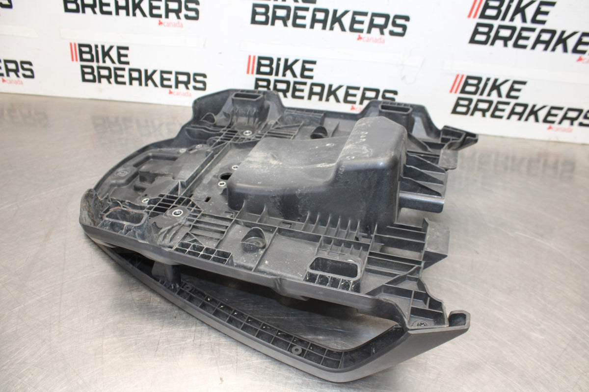 22 HARLEY-DAVIDSON PAN AMERICA 1250 PASSENGER REAR SEAT GRAB HANDLE/ RACK  BB910