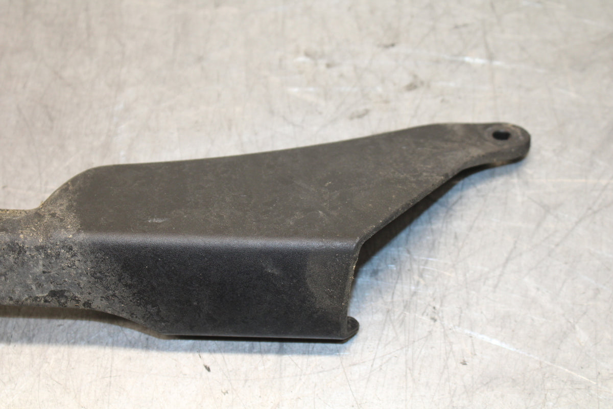 24-25 KAWASAKI NINJA ZX6R REAR BACK DRIVE CHAIN GUARD COVER SHIELD BB726