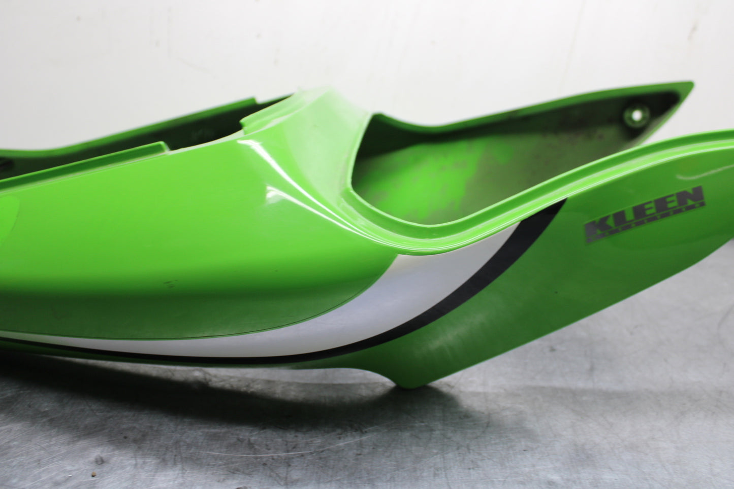 00-02 KAWASAKI NINJA ZX6R REAR BACK TAIL FAIRING COWL SHROUD BB750