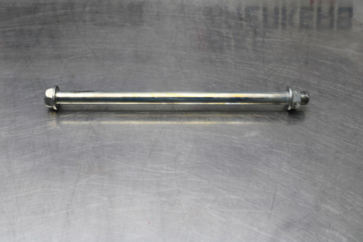 02 KAWASAKI VULCAN 800 VN800B CLASSIC REAR SWINGARM BOLT SUSPENSION PIVOT  BB862