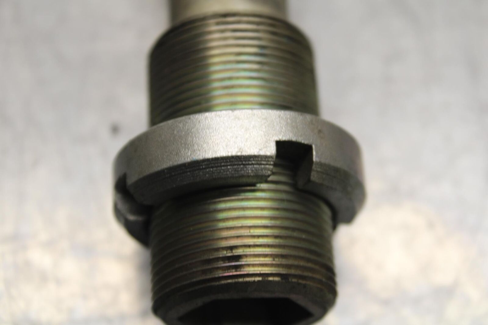 2011 Suzuki GSXR1000 REAR BACK SWINGARM BOLT SUSPENSION PIVOT AXLE BB96