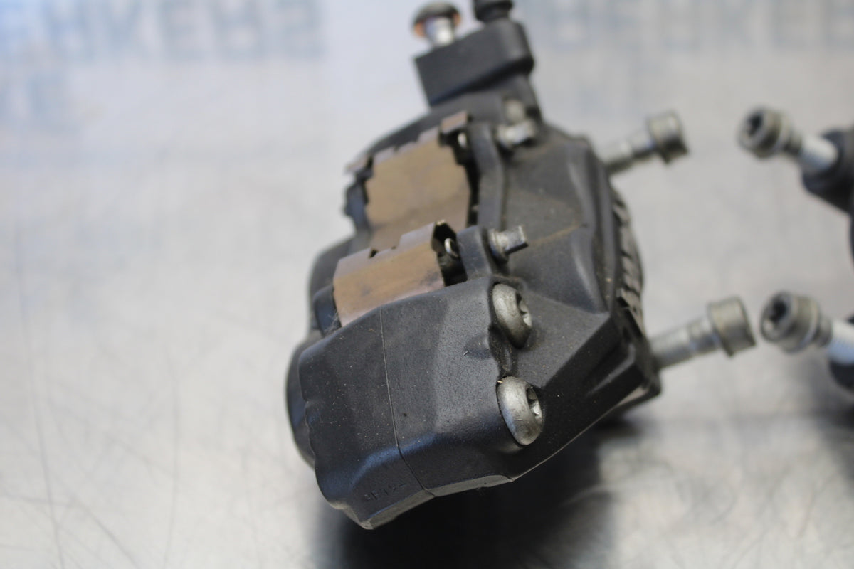06-12 BMW F800ST RIGHT LEFT FRONT BRAKE CALIPER SET PAIR CALIPERS BB144