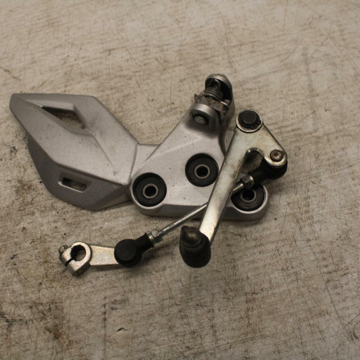 15-16 SUZUKI GSXS750 LEFT REARSET REAR SET FOOT PEG W SHIFTER BB374