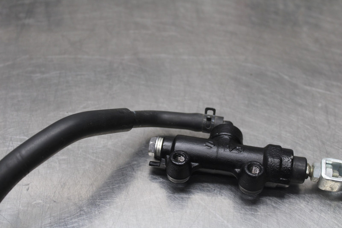 24-25 KAWASAKI NINJA ZX6R REAR BACK BRAKE MASTER CYLINDER W RESERVOIR BB939