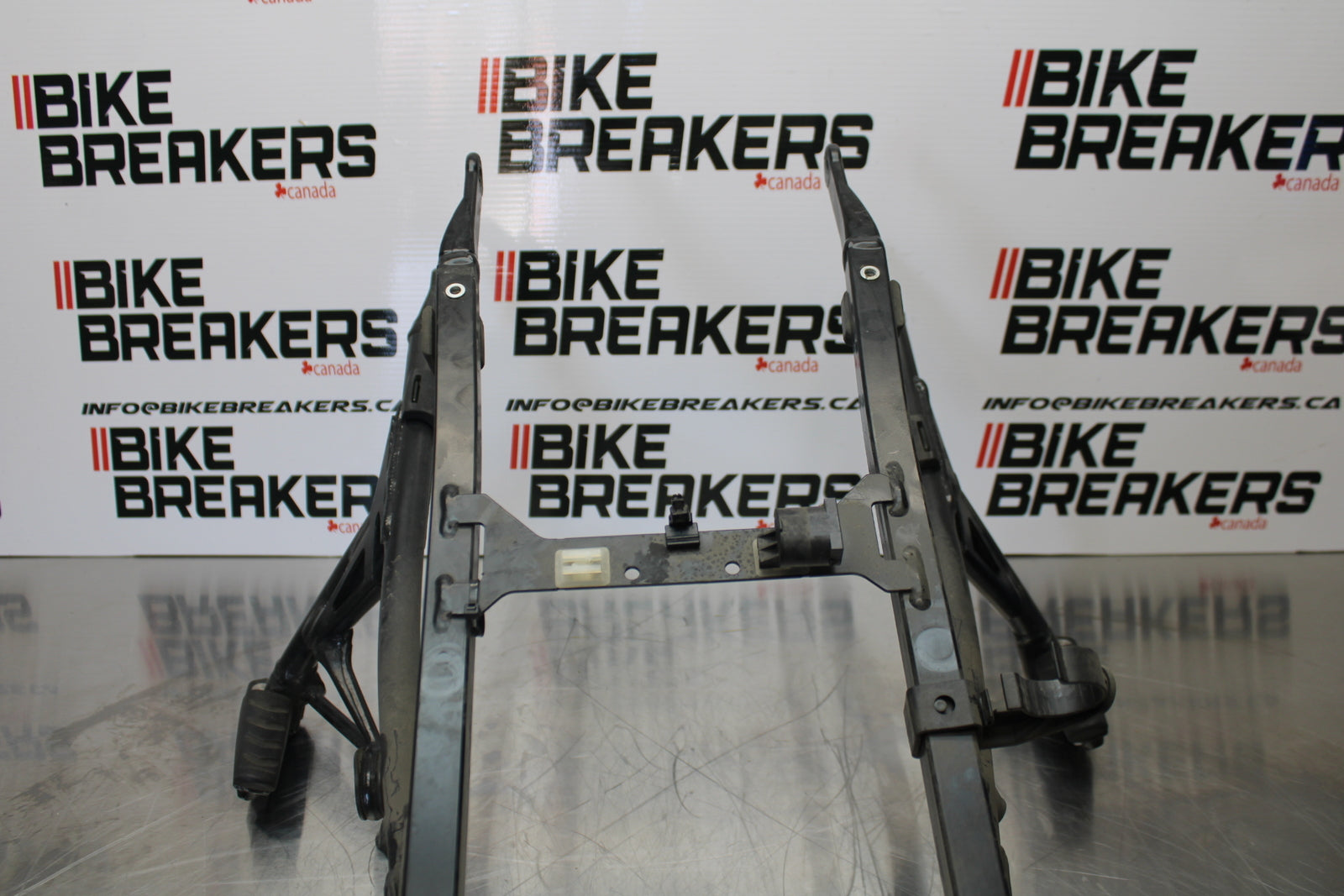06-12 BMW F800ST REAR SUBFRAME BACK SUB FRAME BB144