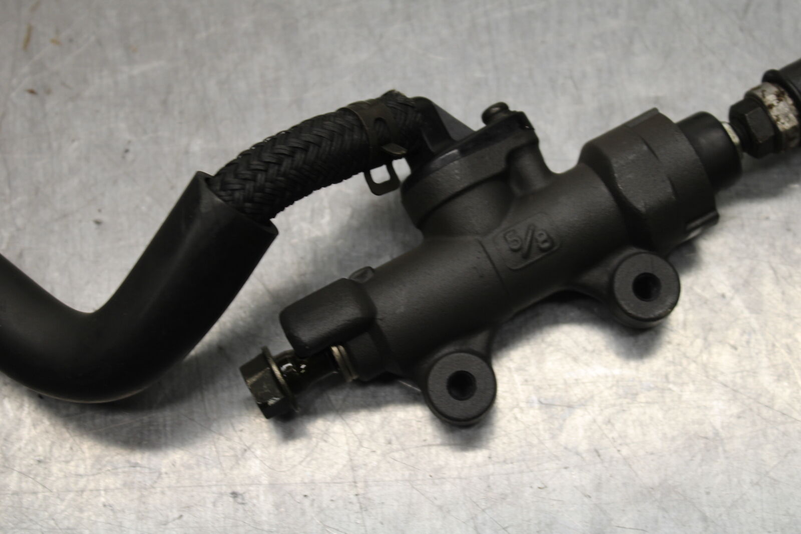 03-04 HONDA CBR600RR REAR BACK BRAKE MASTER CYLINDER W RESERVOIR BB114
