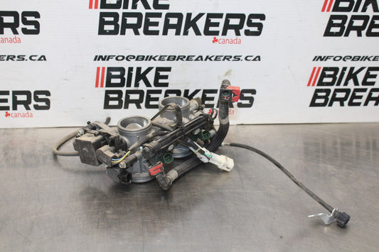 07 KAWASAKI NINJA 650 EX650 MAIN FUEL INJECTORS / THROTTLE BODIES BB844