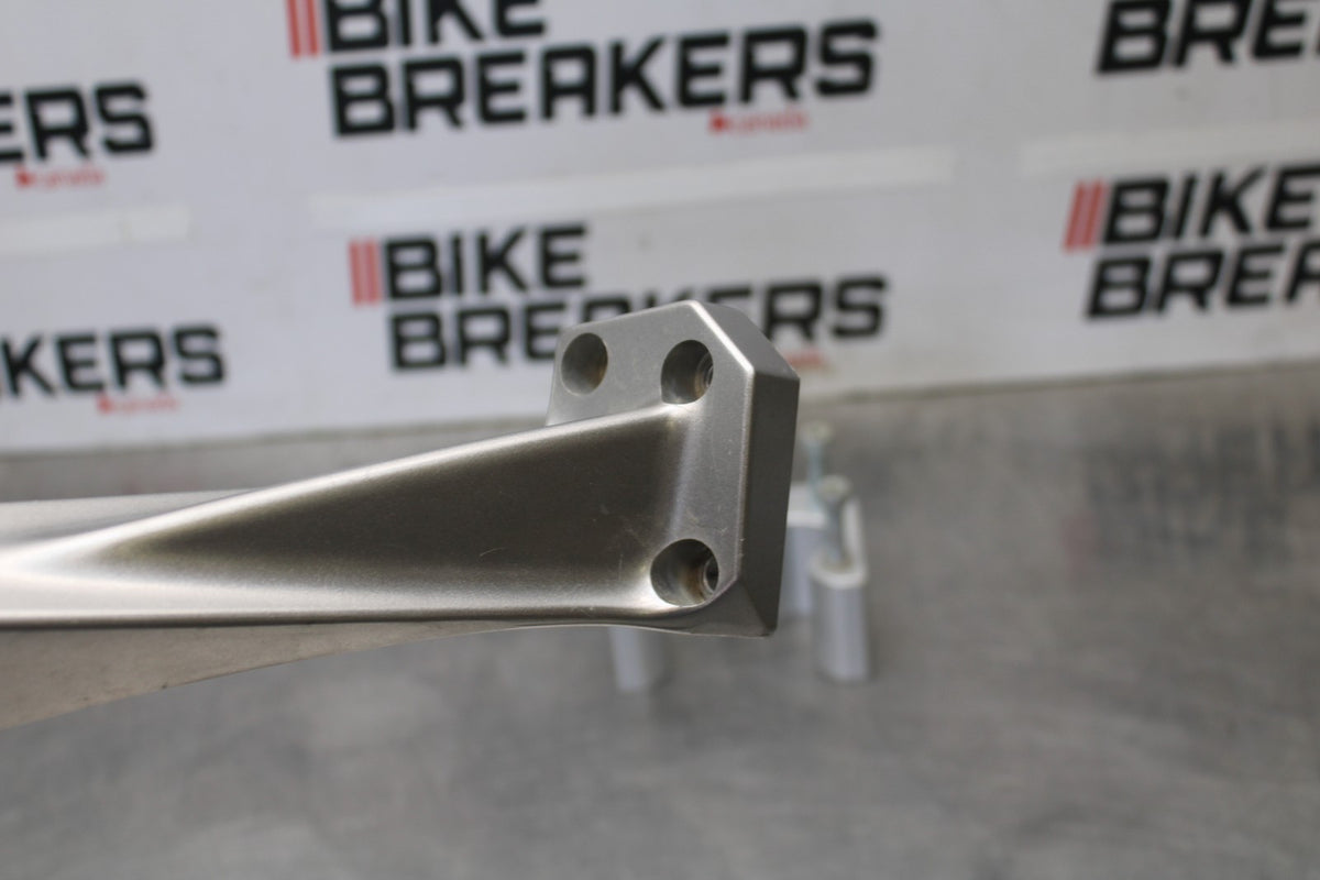 09 KAWASAKI CONCOURS 14 ZG1400B LEFT RIGHT CLIP ON ONS HANDLEBARS PAIR SET BB875