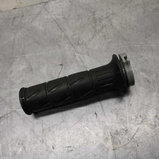 12-17 KAWASAKI NINJA 650 RIGHT THROTTLE GRIP 46075-0564 BB470