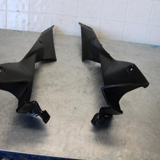 17-18 YAMAHA YZF R3 RIGHT LEFT FRONT DUCT COVERS PANELS COWLS  BB438 