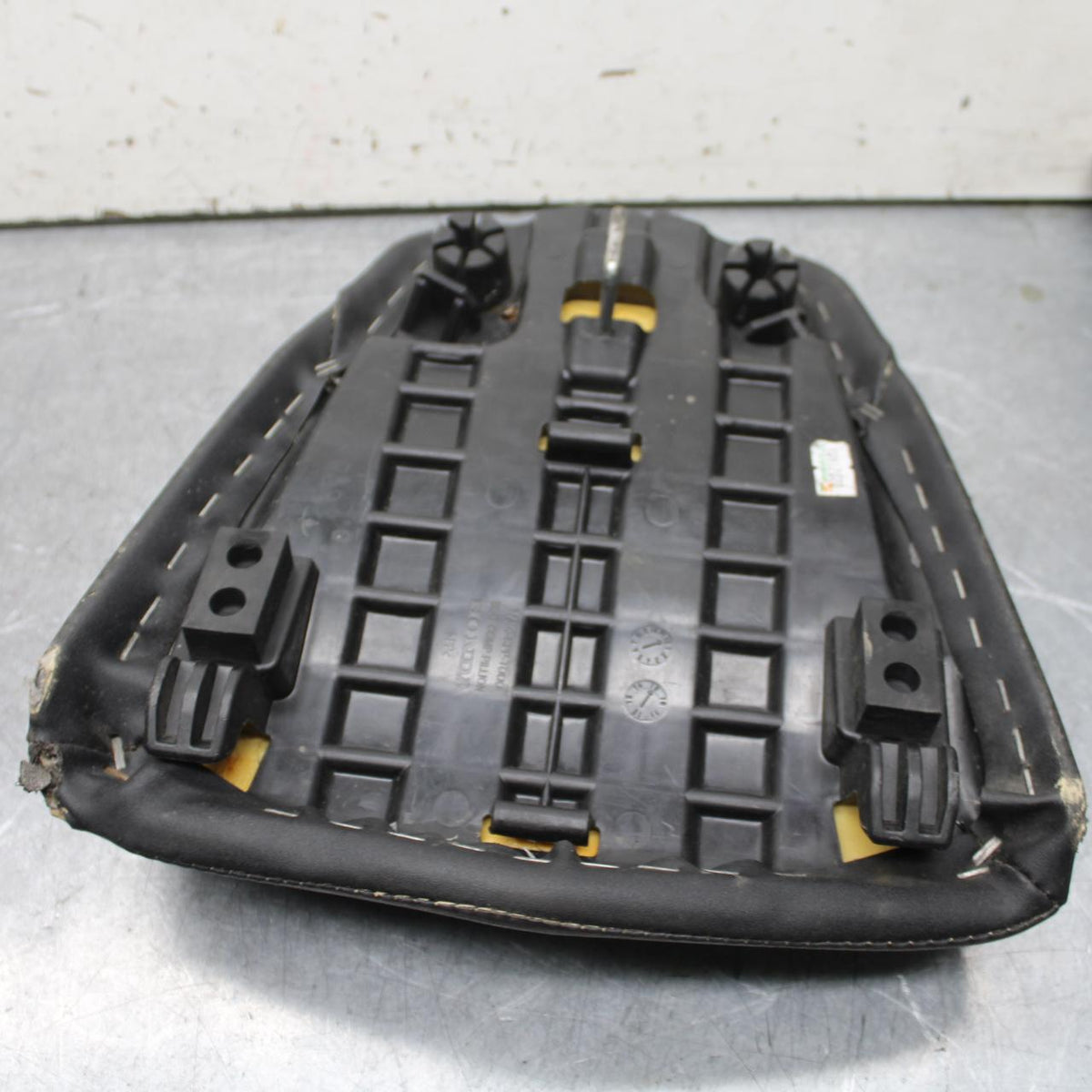 15-18 HONDA CB300FA REAR BACK PASSENGER TANDEM SEAT PAD SADDLE  BB646