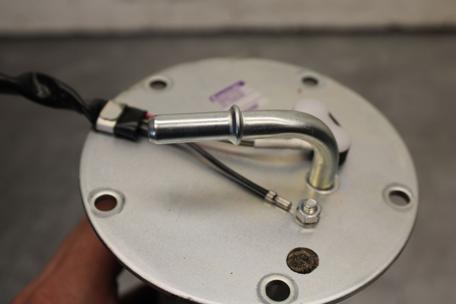 18-23 KAWASAKI NINJA 400 FUEL PUMP GAS PETROL SENDER UNIT BB660