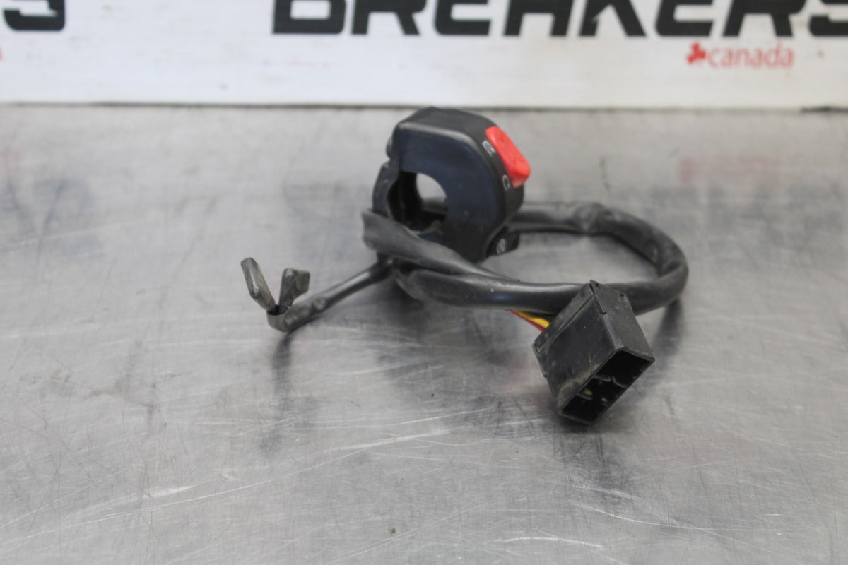 05-08 TRIUMPH SPEED TRIPLE 1050 RIGHT CLIP ON HANDLE KILL OFF START SWITCH BB933