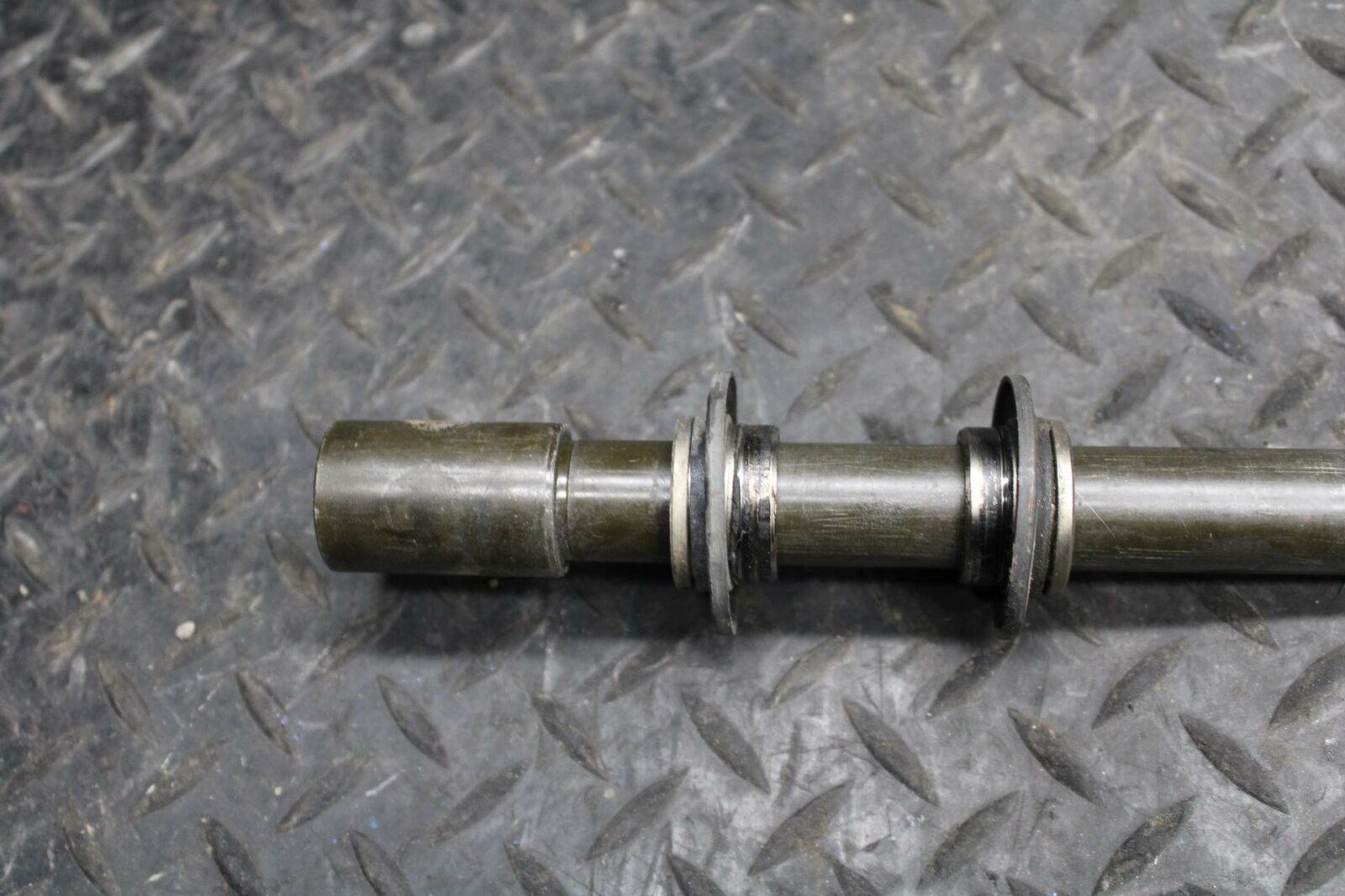 13-18 KAWASAKI NINJA ZX6R FRONT WHEEL RIM AXLE PIVOT BOLT BB203