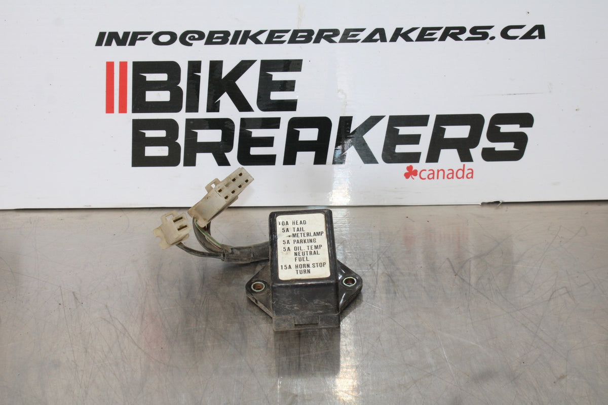 76-77 HONDA GOLDWING 1000 FUSE BOX  BB171