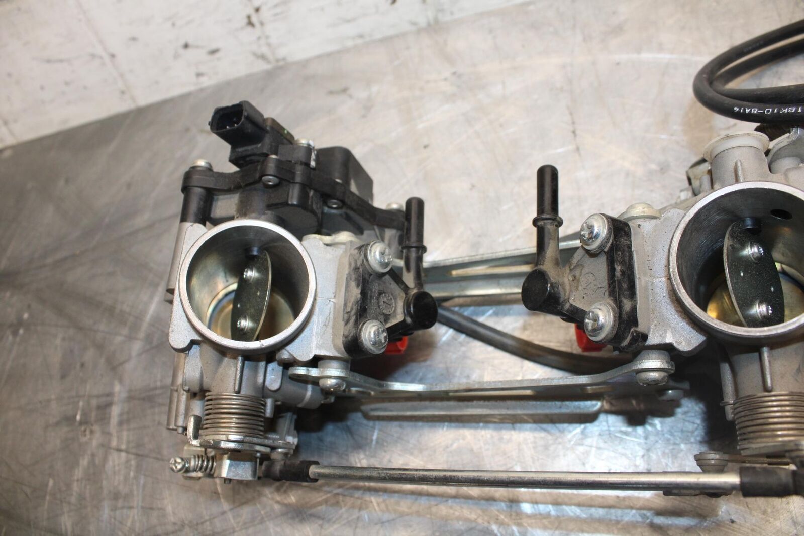 2017 Suzuki SV650X SV650AL7 ABS MAIN FUEL INJECTORS / THROTTLE BODIES BB511