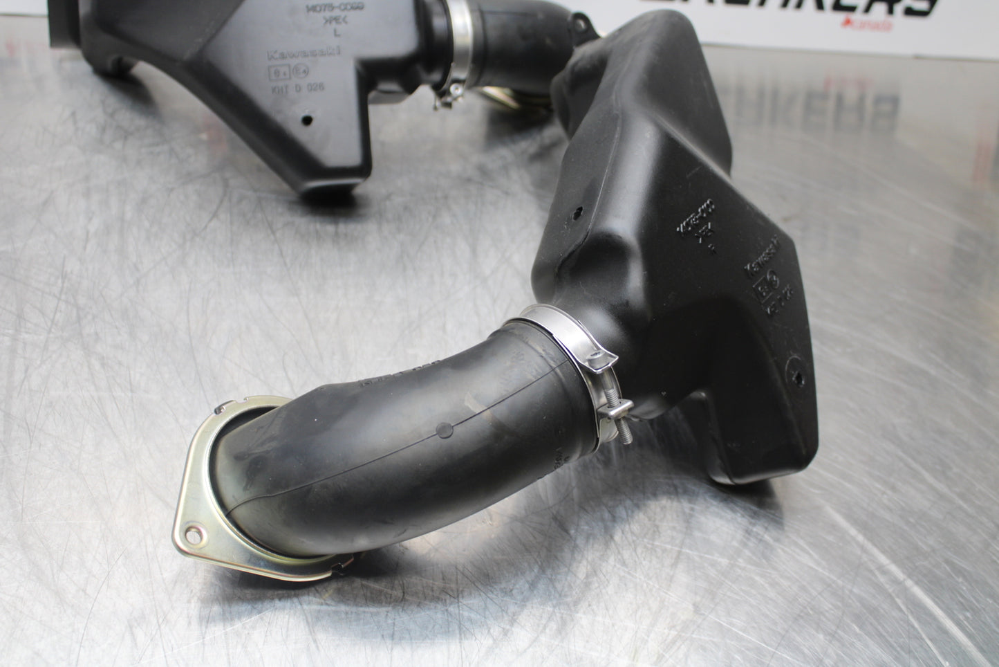 23-24 KAWASAKI NINJA ZX14R NEW!! RIGHT LEFT AIR INTAKE DUCTS BB153