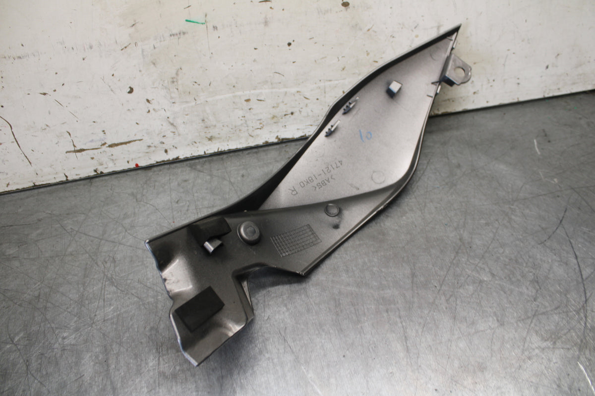 17-24 SUZUKI SV650 RIGHT LOWER MID UPPER SIDE FAIRING COWL  BB706
