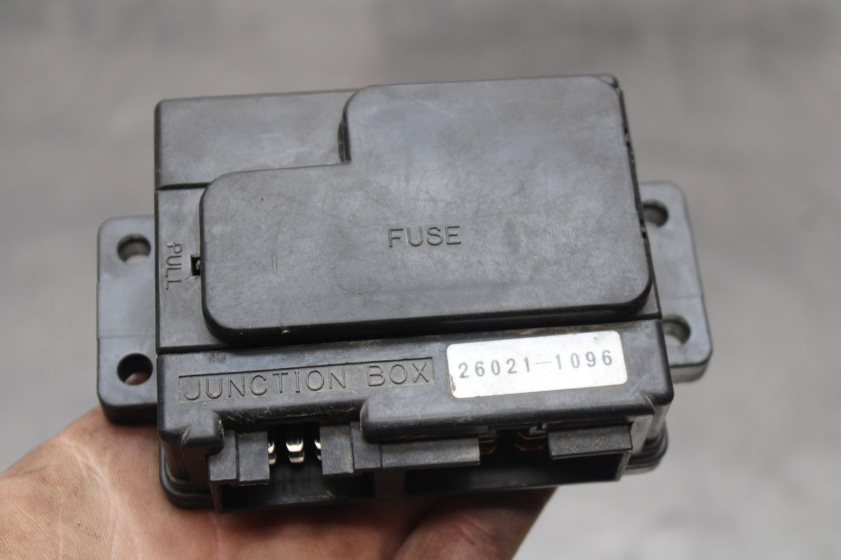 98 KAWASAKI NINJA ZX6 RELAY ASSEMBLY FUSE BOX BB870