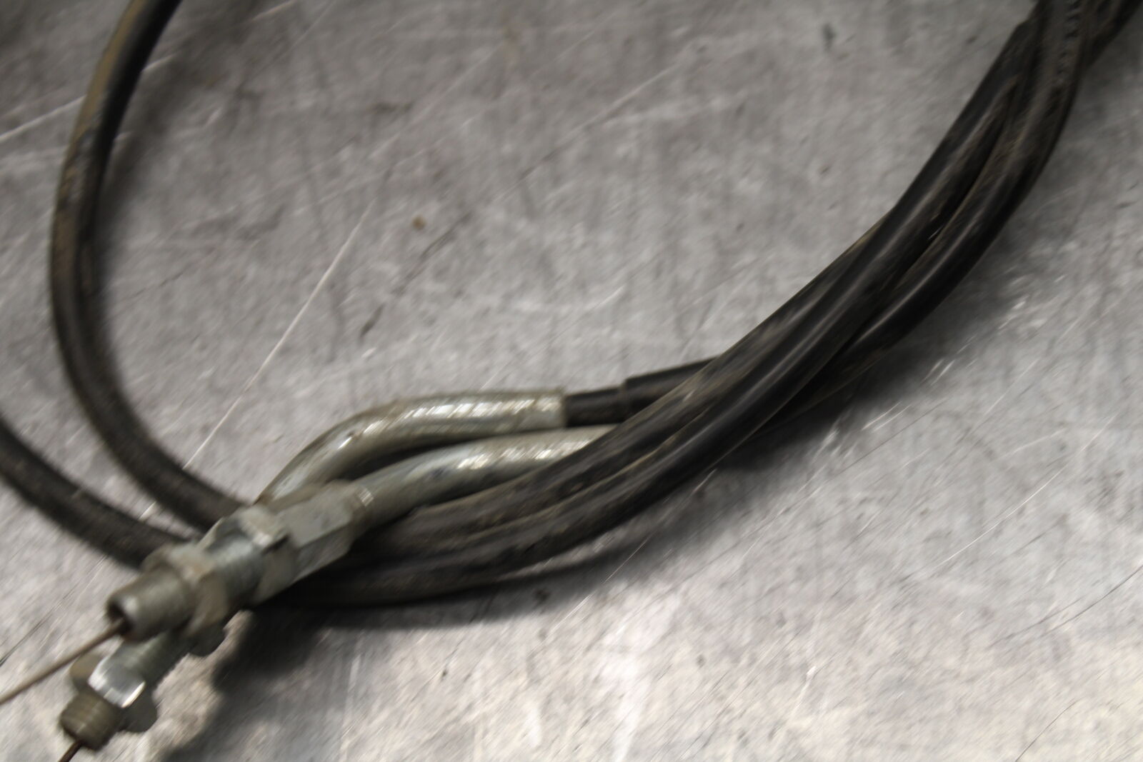 08-10 SUZUKI GSXR 600 THROTTLE CABLES LINES  BB721