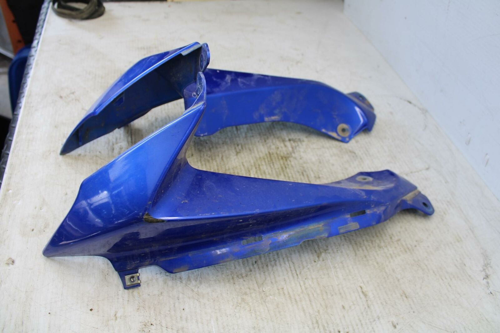 08-09 SUZUKI GSXR600 RIGHT LEFT FRONT DUCT COVERS COWLS 94672-37H00-YKY BB156B