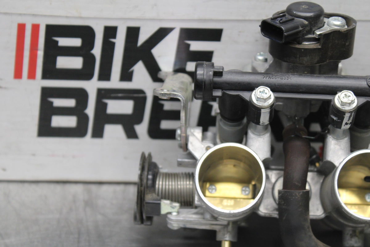 19-24 YAMAHA R3 MAIN FUEL INJECTORS / THROTTLE BODIES BB942