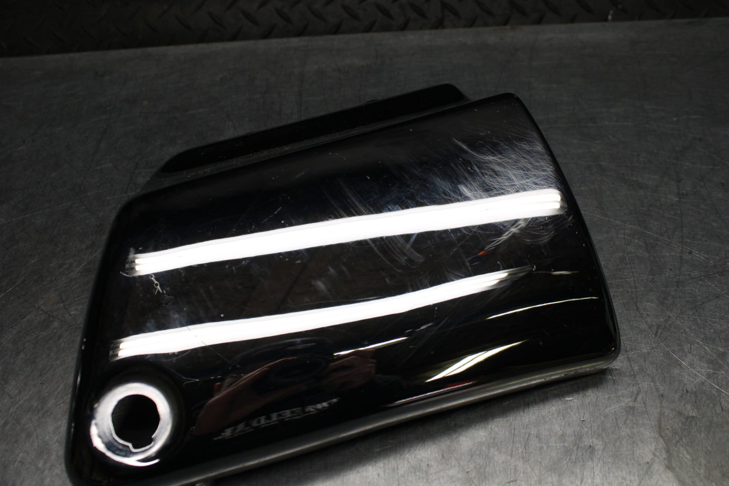 00 SUZUKI INTRUDER 1500 VL1500 ENGINE COVER BB761