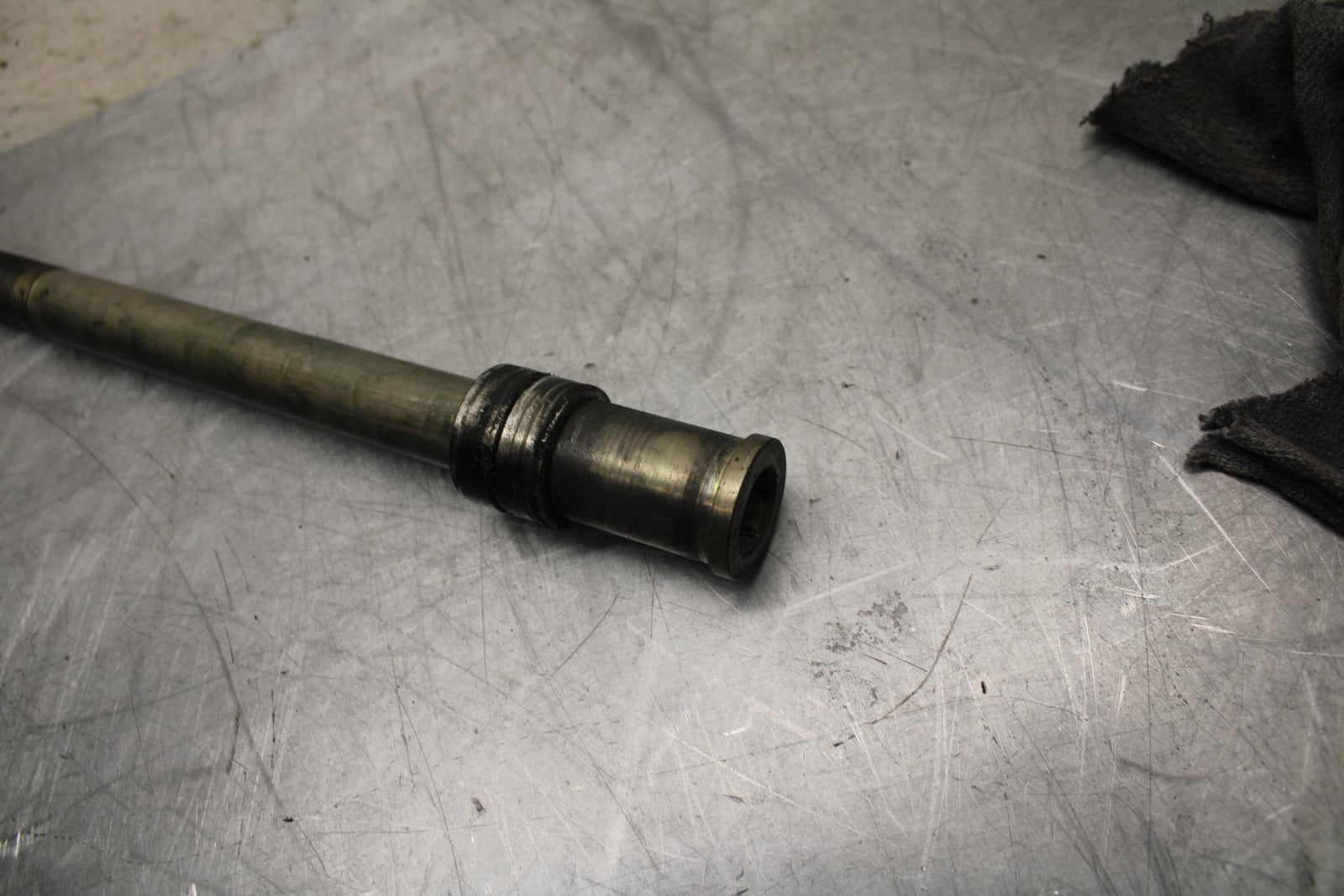 11-14 KAWASAKI VERSYS 650 LE 650C FRONT WHEEL RIM AXLE PIVOT BOLT BB498