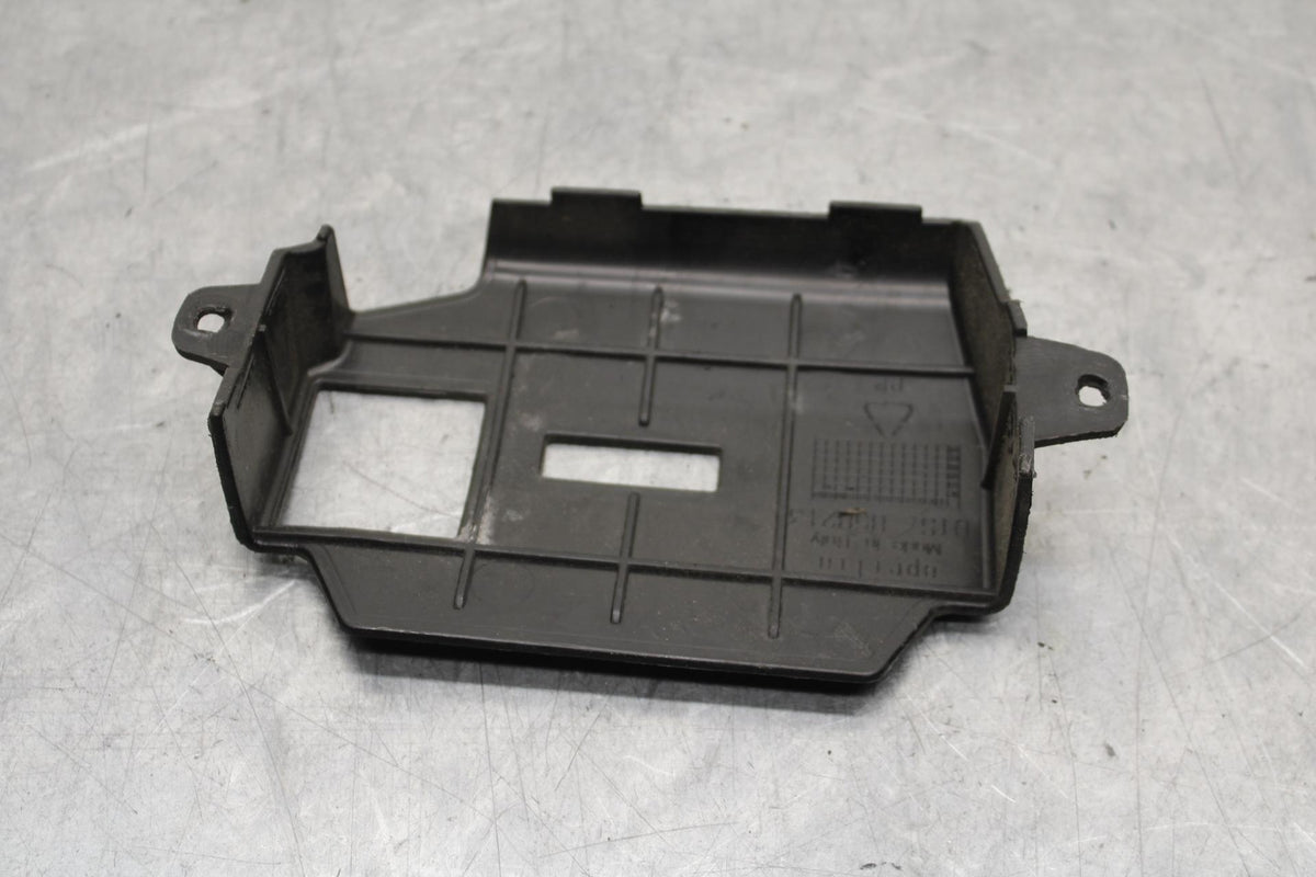 2008 Aprilia Shiver 750 SL750  INSTRUMENT CLUSTER TRIM PANEL BB551