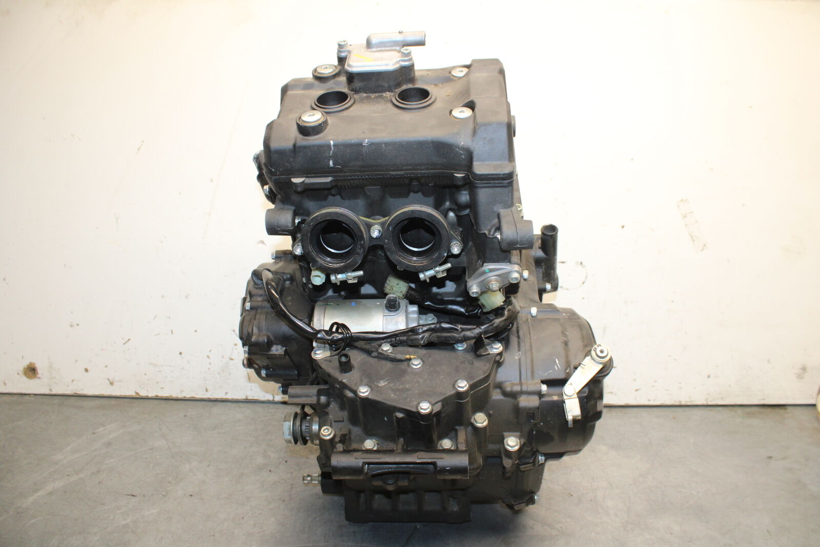 19-24 YAMAHA R3 ENGINE MOTOR BB378