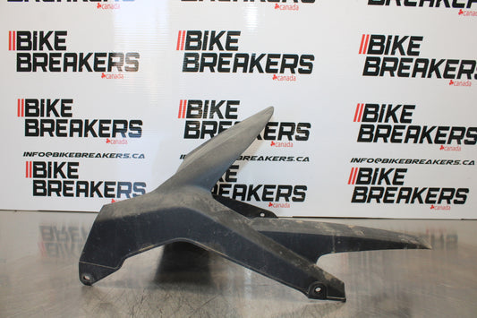 15-16 HONDA CB300F REAR BACK WHEEL TIRE HUGGER FENDER BB150