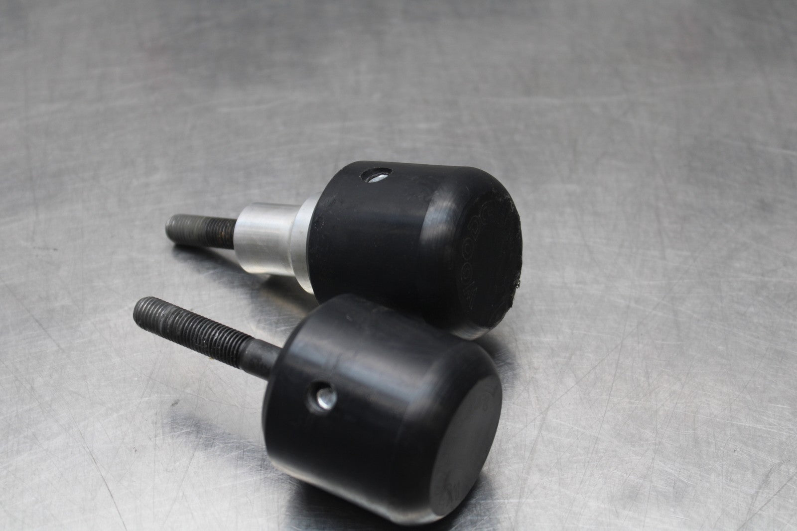 08-10 SUZUKI GSXR 600 WOODCRAFT FRAME SLIDERS SET BB202