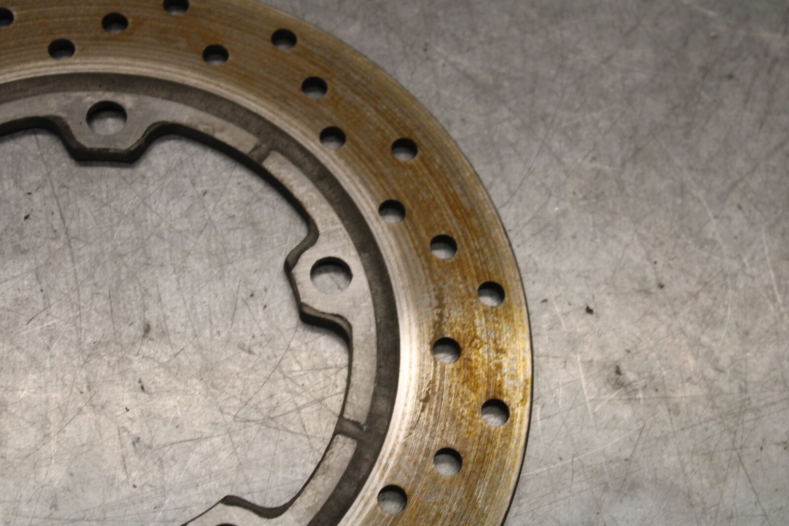 08-09 YAMAHA YZF R6S REAR ROTOR BACK BRAKE DISC  BB690