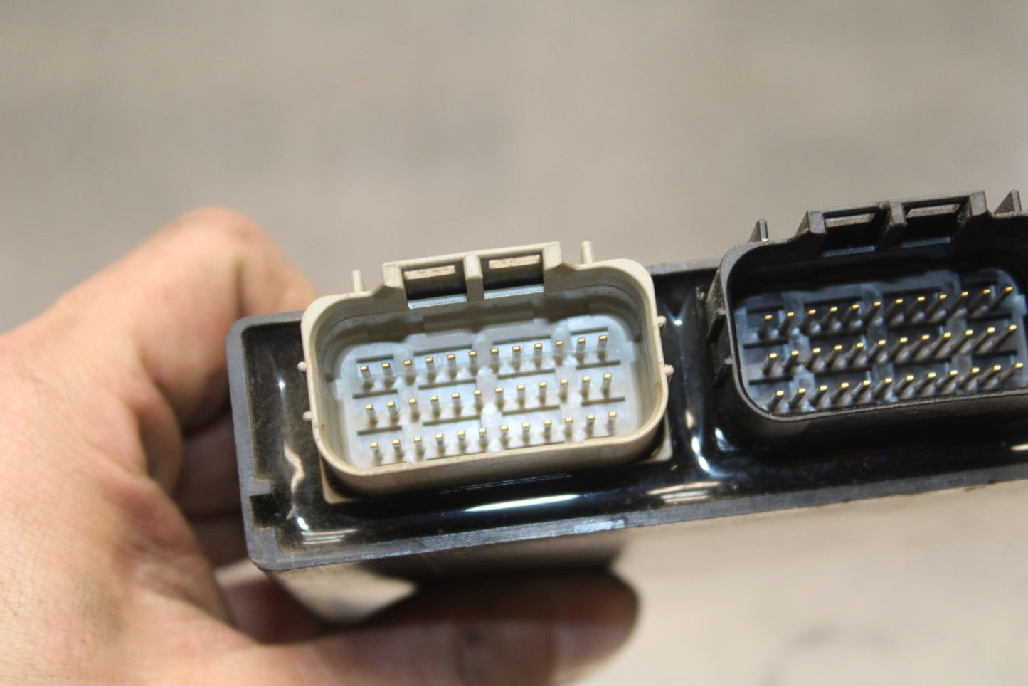 08-10 SUZUKI GSXR 600 ECU COMPUTER CONTROLLER UNIT BLACK BOX ECM CDI  BB202