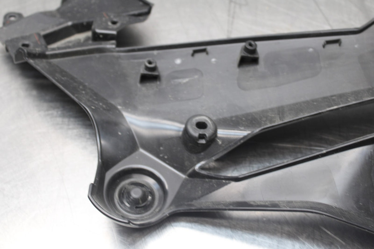 18-26 KAWASAKI Z400 RIGHT MID UPPER SIDE FAIRING COWL PLASTIC BB852
