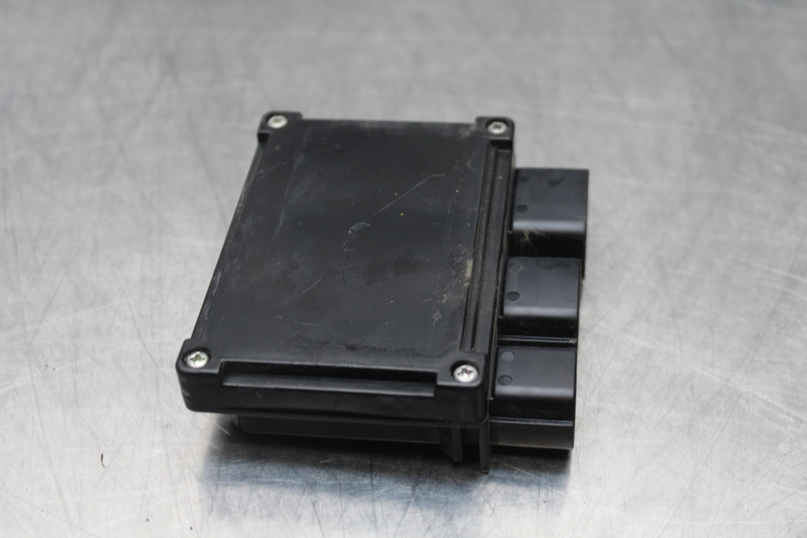 04-05 KAWASAKI NINJA ZX10R RELAY ASSEMBLY BOX BB163