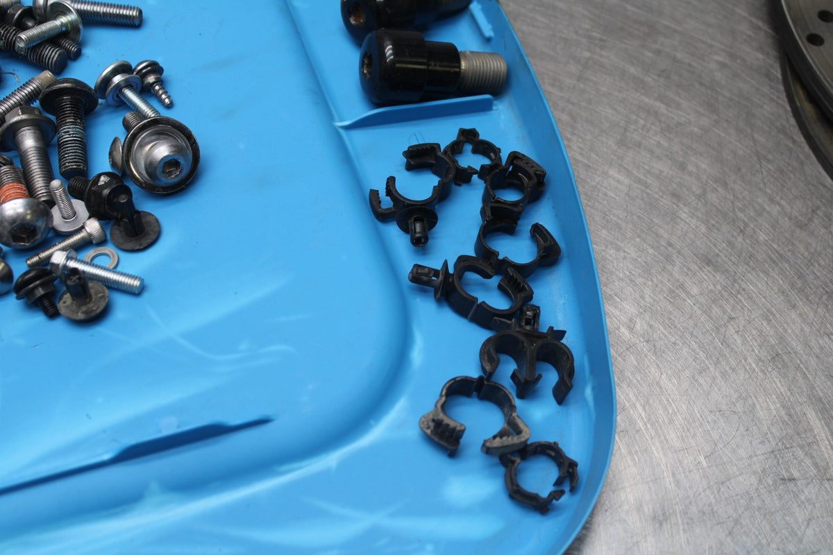 23-24 YAMAHA MT-07 MOUNTING BOLTS HARDWARE SCREWS BB927