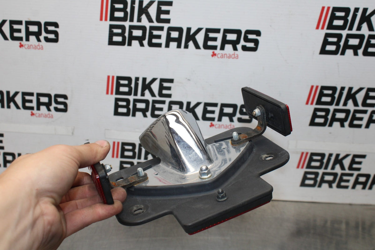 08 KAWASAKI VULCAN 1600 VN1600D NOMAD LICENSE PLATE HOLDER MOUNT BRACKET BB904