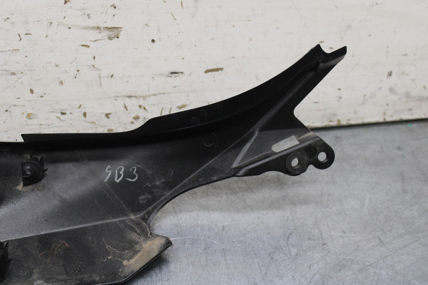 19-22 KAWASAKI Z400 LEFT REAR BACK TAIL FAIRING COWL SHROUD BB738