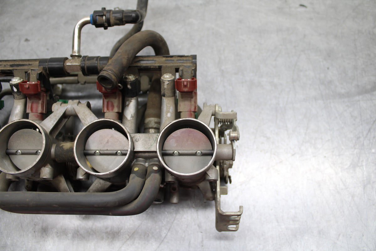 08-10 SUZUKI GSXR 600 MAIN FUEL INJECTORS / THROTTLE BODIES BB753