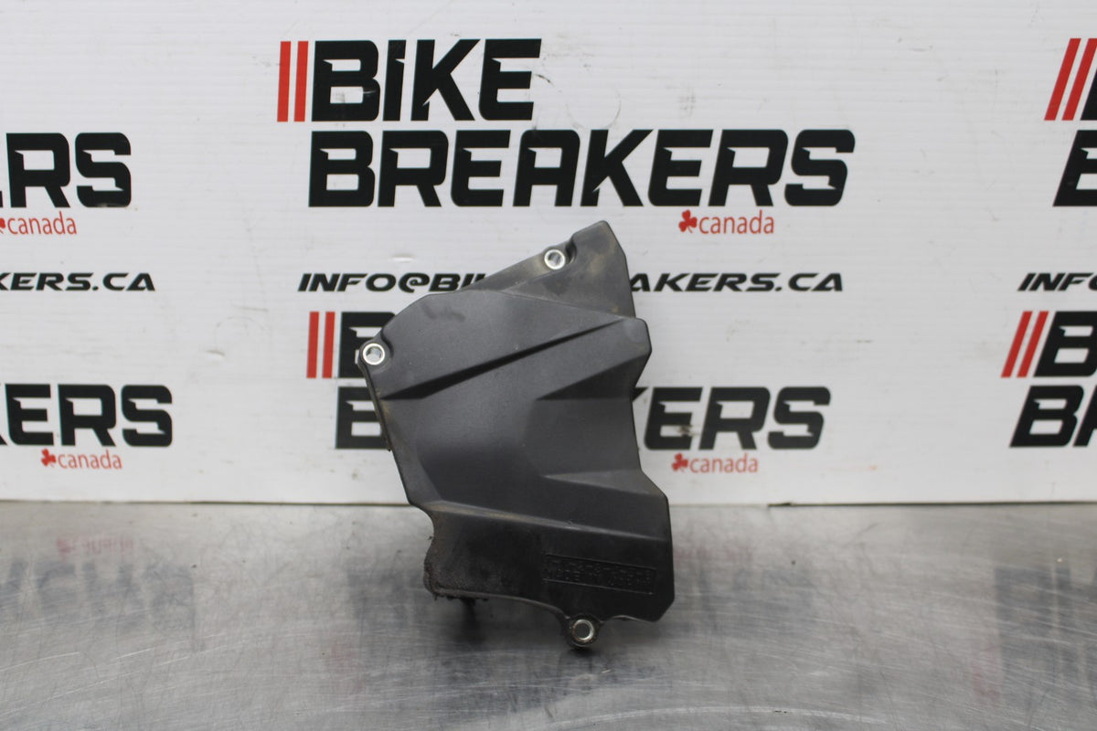 08-09 YAMAHA YZF R6S ENGINE SPROCKET COVER BB796