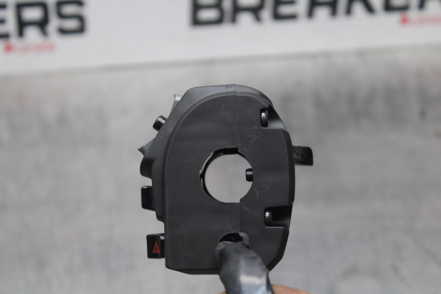 23-24 KAWASAKI NINJA ZX14R LEFT CLIP ON HANDLE HORN SIGNALS SWITCHES BB764