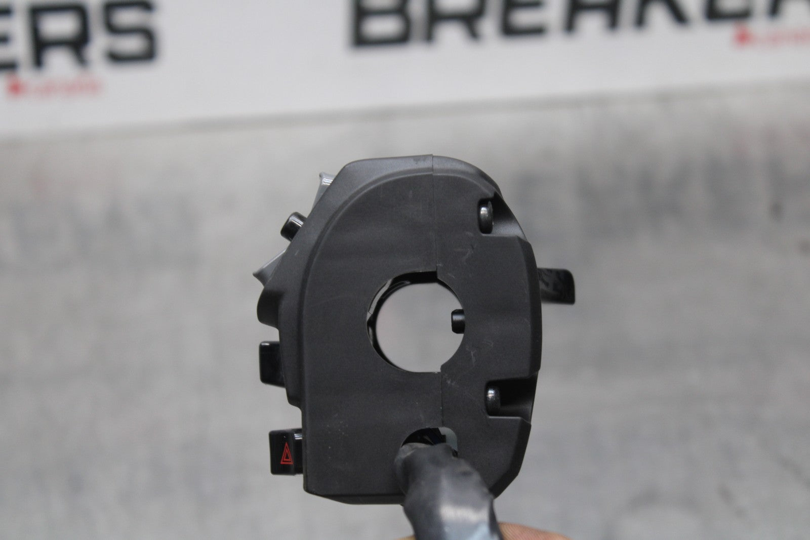 23-24 KAWASAKI NINJA ZX14R LEFT CLIP ON HANDLE HORN SIGNALS SWITCHES BB764